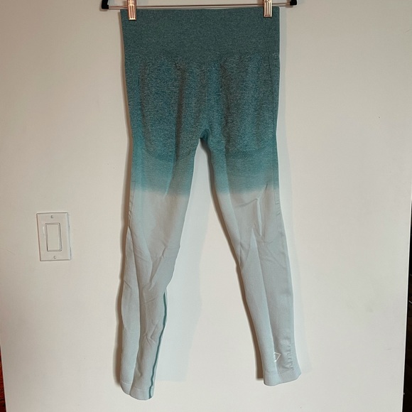 SOLD- GYMSHARK - ombré leggings - Picture 4 of 6